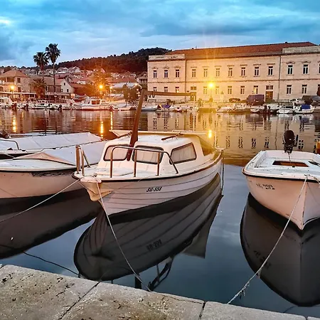 Historic House Apartment *