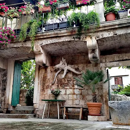 Apartment Historic House Stari Grad (Hvar)
